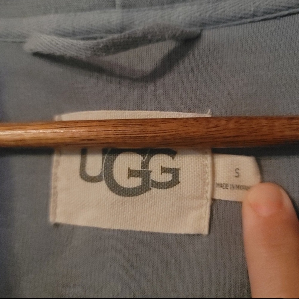 Ugg Clarence Robe - Picture 7 of 8
